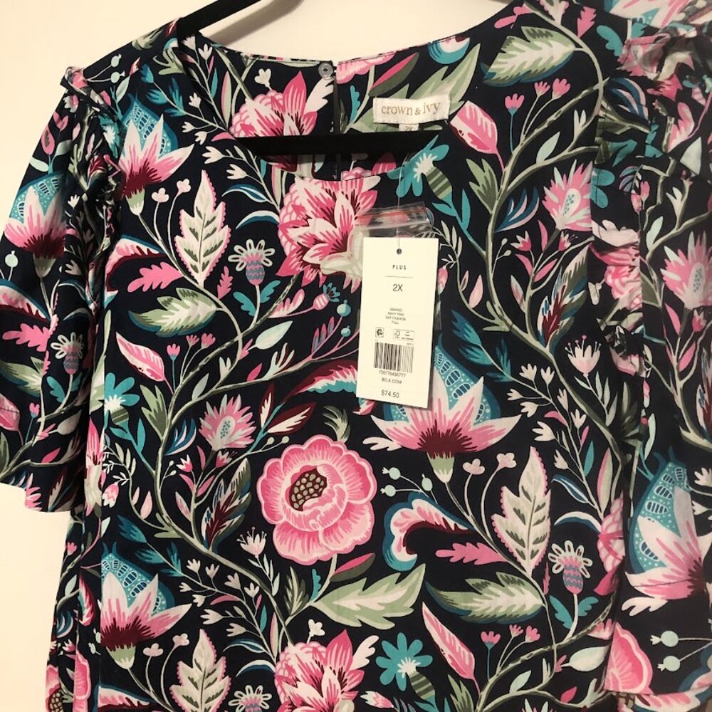 NWT - Crown & Ivy floral top - size 2X - Picture 3 of 11